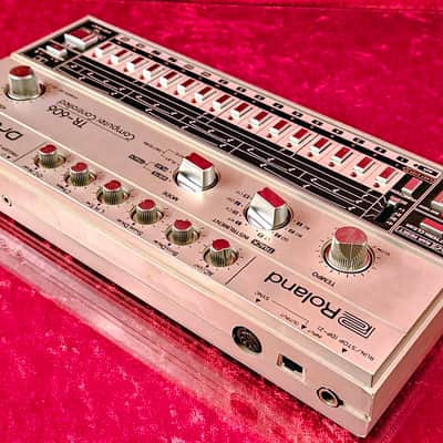 Roland TR-606 Drumatix Analog Drum Machine Drumcomputer TOP image 4