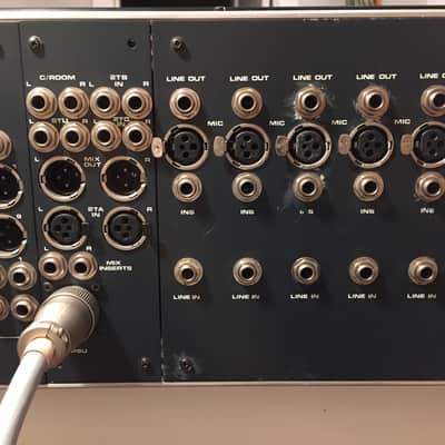 Soundcraft 600 mixing console image 8
