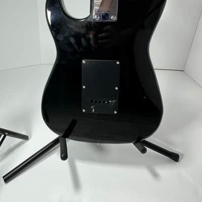Indio Strat - Black image 8