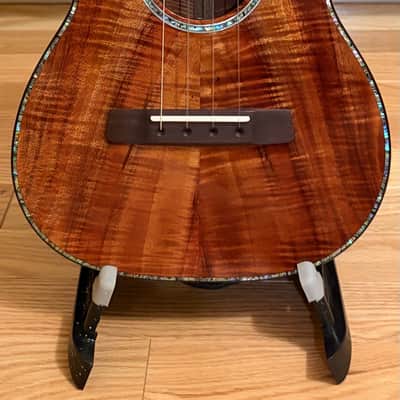 Heritage Koa Tenor Ukulele 2026 - Gloss image 8