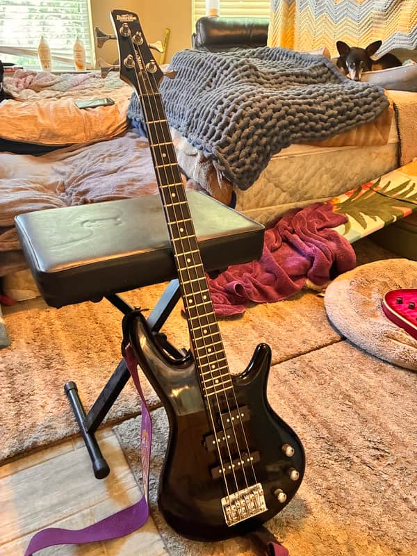 Ibanez Gsr200