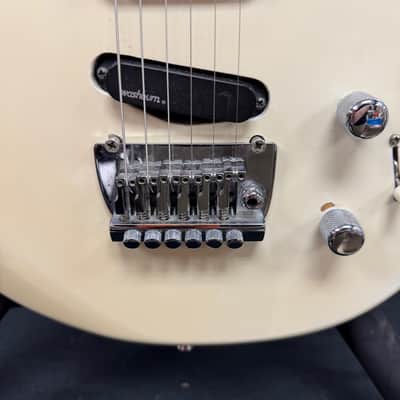 Vintage Washburn G-3V Electric Guitar Made in the USA 1980's image 8