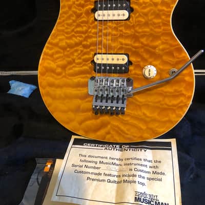 Music Man Axis USA Custom Made Trans Gold Quilt Birdseye Maple w
