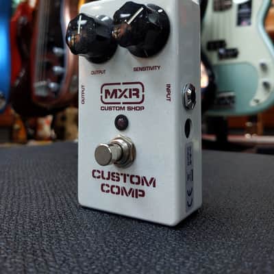 Pédale de Guitare MXR CSP202 Custom Comp image 2