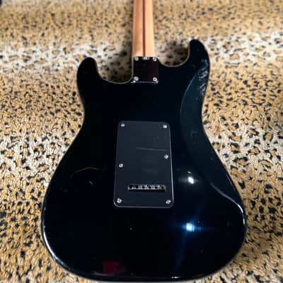 Fender Fender Stratocaster Standard HH MIM Electric Guitar 2016 - Black image 16