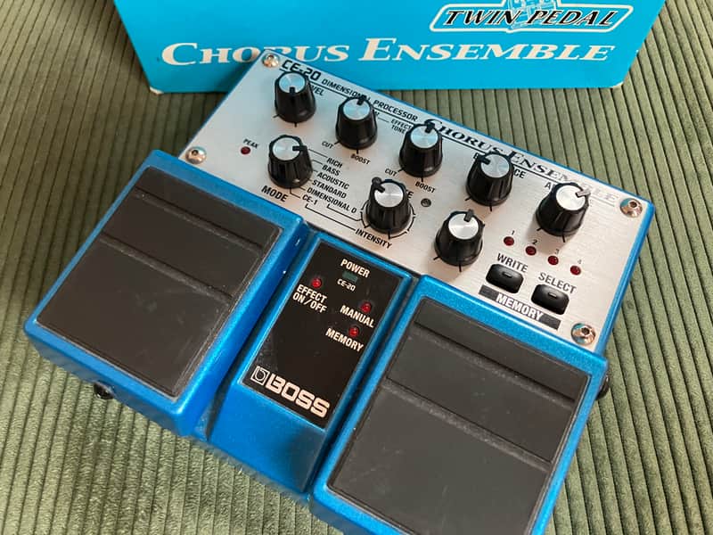 Boss CE-20 Chorus Ensemble 2005 - Present - Blue image 1