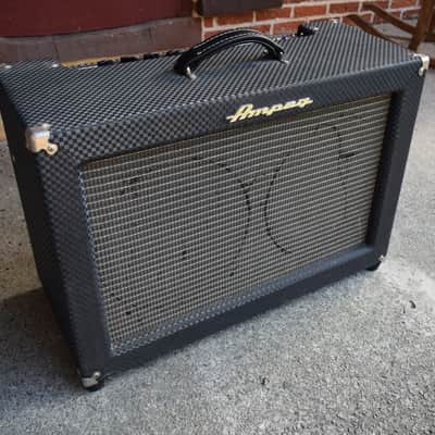 Ampeg Model R-212R Reverberocket 50-Watt 2x12" Guitar Combo Reissue