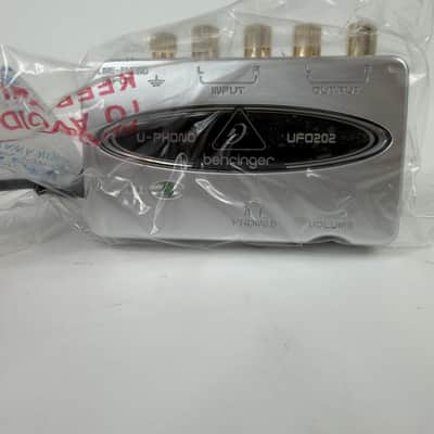 Behringer U-Phono UFO202 USB Audio Interface 2010s - Standard image 5