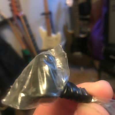 Shure wl183 lavalier microphone image 4