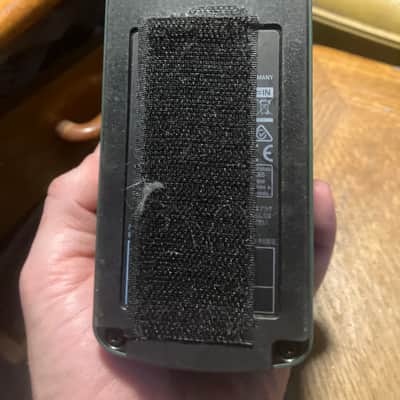 Behringer UV300 Ultra Vibrato Pedal 2010s - Standard image 2