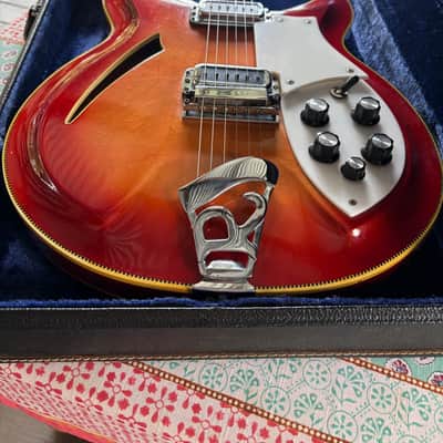 Stunning 1970 Rickenbacker 381 Fireglow w/ Original Case RARE image 11