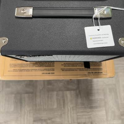 Fender Rumble 15 Bass Amp image 2