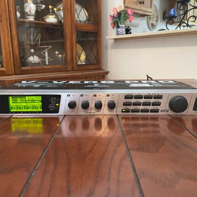 Behringer V-Verb Pro DEQ2496 24-Bit Reverb & Effect Processor 2010s Lexicon Cloned Algorithms 💫 image 2