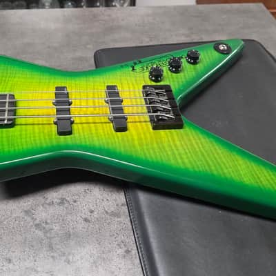 Washburn USA Dime Slime Bass EX GWAR MUSIC VIDEO TOUR STAGE PLAYED Pro Artist Owned Signed D3 Dimebag Darrell Pantera Signature DB2000 American Custom Shop Bass Guitar image 12