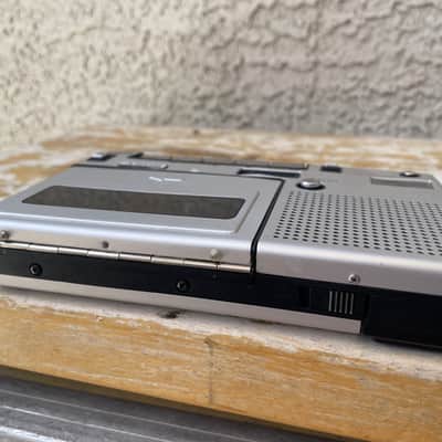 Sony TC-150A Cassette Player 70s image 6