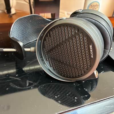 Audeze MM-500 Headphones - 2025 with Capra Strap and Extras image 3
