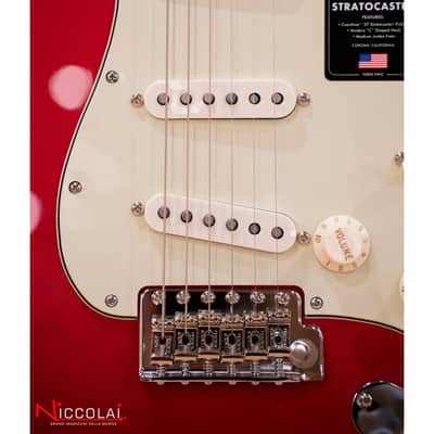 Fender American Professional Classic Stratocaster, Rosewood Fingerboard, Faded Dakota Red image 5