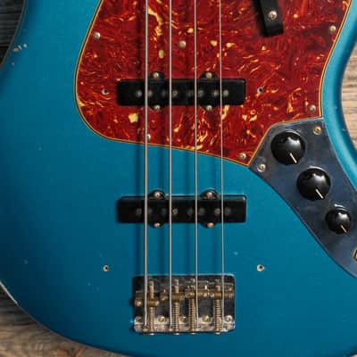 Used Fender 2023 Custom Shop 1964 Jazz Bass Relic - Ocean Turquoise w/OHSC image 3