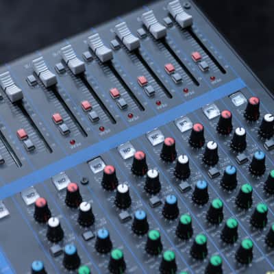 Yamaha MG12XU Mixing Console USB Audio 12-Channel Analog Mixer w/Box #UGFK01186 image 9