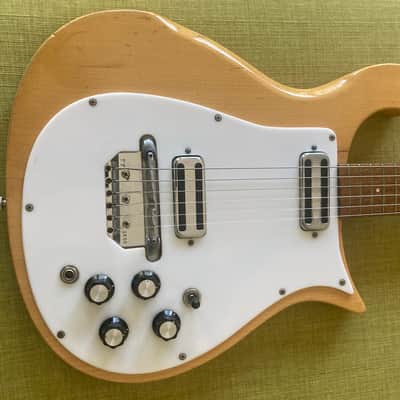 Rickenbacker 450 mapleglo June 1966 image 1