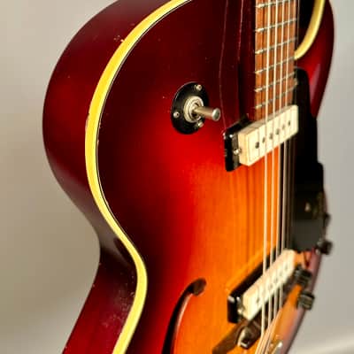 Guild T-100-D Slim jim 1965 - Sunburst image 5