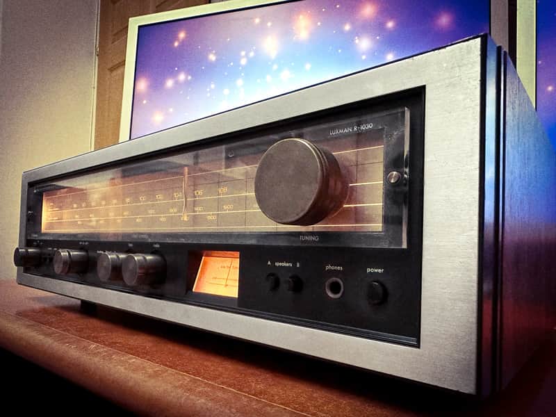 LUXMAN R-1030 🌈RaRe🌈 Vintage Solid State Stereo Receiver image 1
