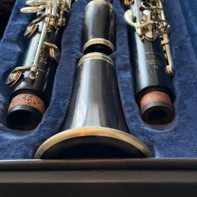 Buffet Crampon R13 Bb clarinet with silver-plated keys image 2