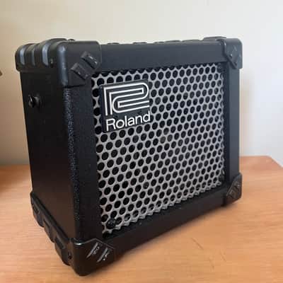 Roland Micro Cube 2-Watt 1x5" Guitar Combo 2004 - 2014 - Black image 3
