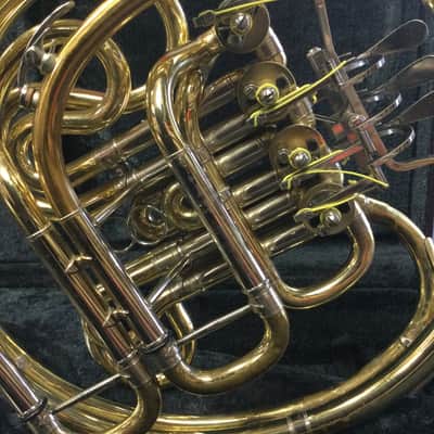 Yamaha YHR-667 Full Double French Horn image 5