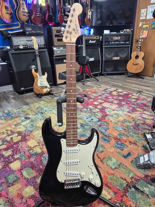 Squier Stratocaster - Black image 1