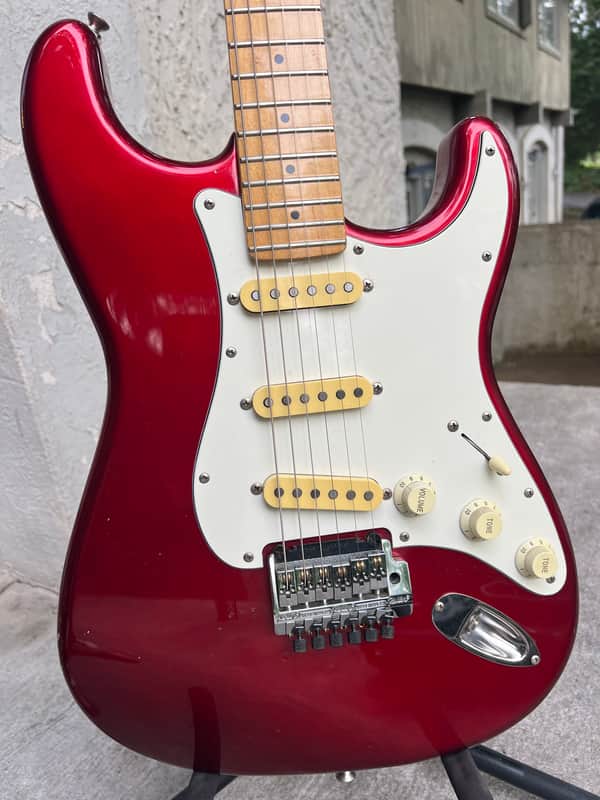Fender Contemporary Series Made in Japan SSS Stratocaster 1985 - 1987 - Red image 1