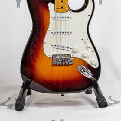Daion Performer Series 500YB - Yellow Sunburst - Stratocaster image 1