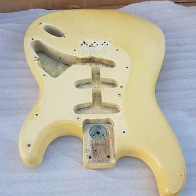 1977 FENDER STRATOCASTER ASH BODY - made in USA - LIGHT WEIGHT image 2