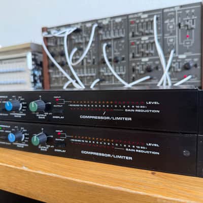 DBX 160X - PAIR WITH RARE AB1 CARDS INSTALLED image 3