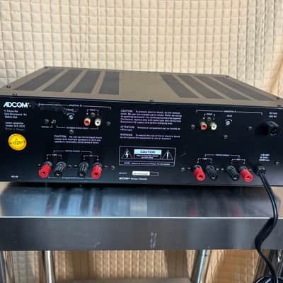 Adcom GFA-555 II stereo power amplifier image 18