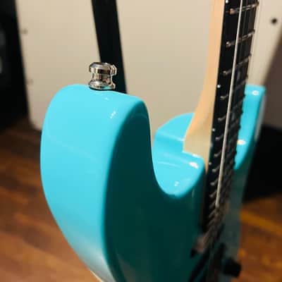 Fender Limited Edition HM Strat Reissue 2020 - Ice Blue image 11