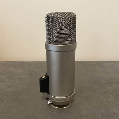 Rode Microphones Broadcaster, Precision 1" Broadcast Condenser Microphone image 1