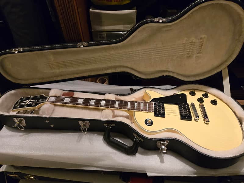 Gibson Les Paul Custom Classic Maple Top with Maple Fretboard 2012 - 2013 - Alpine White image 1
