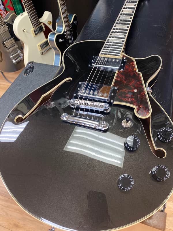 D'Angelico Premier SS Semi-Hollow Black Flake image 1