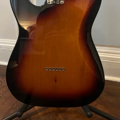 Fender Player II Telecaster HH 2024 - Present - 3-Color Sunburst image 5