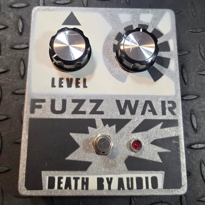 Death By Audio Fuzz War