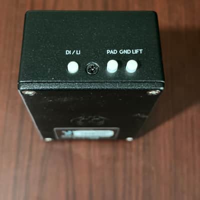 Walrus Audio Canvas Stereo Dual Line Isolator Direct Box 2022 - Present - Black w/ Rainbow Graphic image 2