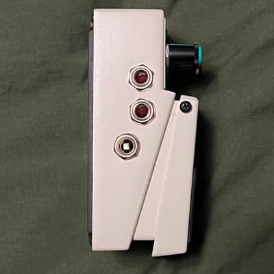 Boss LS-2 Line Selector (Silver Label) 1991 - Present - White image 6