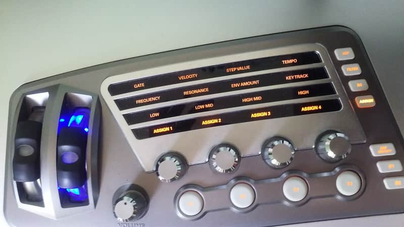 Alesis Fusion 8HD 88-Key Workstation image 1
