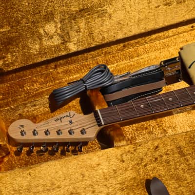 Fender American Vintage "Thin Skin" '59 Stratocaster 2007 - 2017 - 3-Color Sunburst image 20