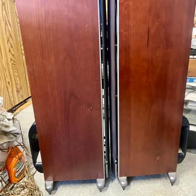 Polk Audio RTi8 Tower Speakers Cherry Wood; Tested image 9