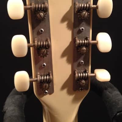 Vintage 1961 Supro image 11