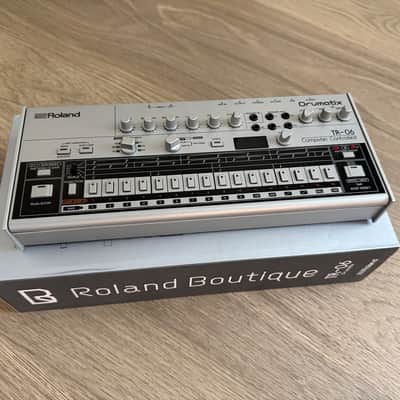 Roland TR-06 Drumatix 2020 - Present - Silver