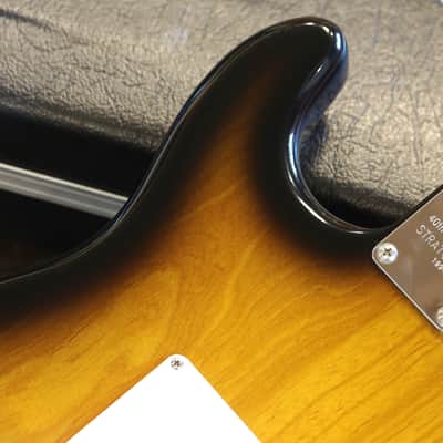 1994 Fender Limited Edition 40th Anniversary 1954 Reissue Collectors Model Stratocaster w/ Maple FB Electric Guitar 2-Color Sunburst + COA OHSC image 14