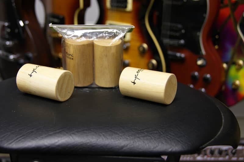 Tycoon TS-20 Round Wood Shakers in Siam oak (pair) image 1